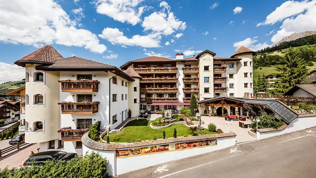 Almhof Hotel Call